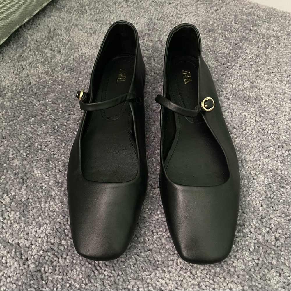 ZARA Black Mary Jane Square-Toe Flats
